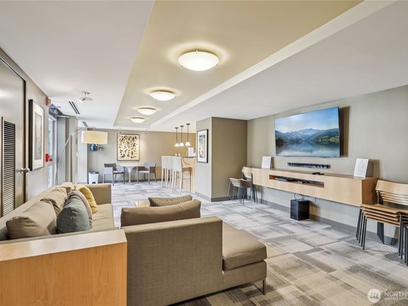 2929 1st Avenue 205, Seattle WA 98121