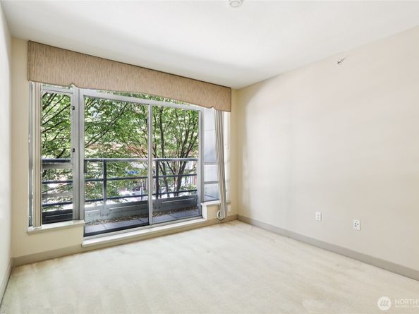 2929 1st Avenue 205, Seattle WA 98121