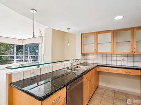 2929 1st Avenue 205, Seattle WA 98121