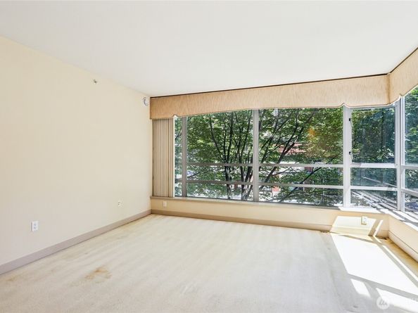 2929 1st Avenue 205, Seattle WA 98121