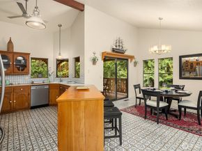 16409 NE 43rd Ct, Redmond WA 98052