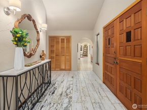 16409 NE 43rd Ct, Redmond WA 98052