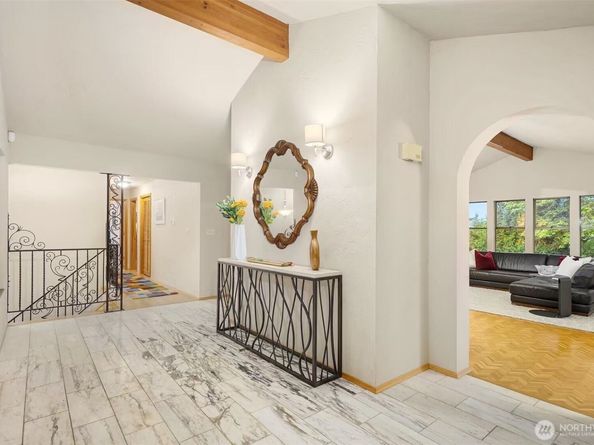 16409 NE 43rd Ct, Redmond WA 98052