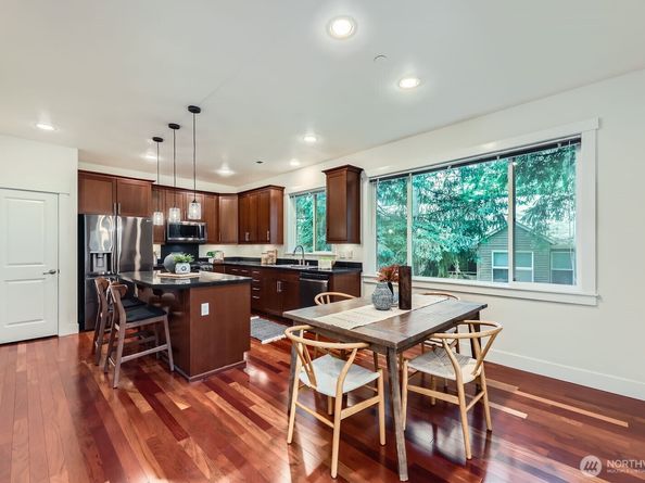 9064 177th Place NE, Redmond WA 98052