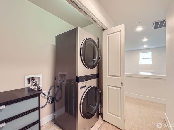 9064 177th Place NE, Redmond WA 98052