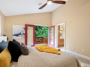 1528 NE 97th St, Seattle WA 98115