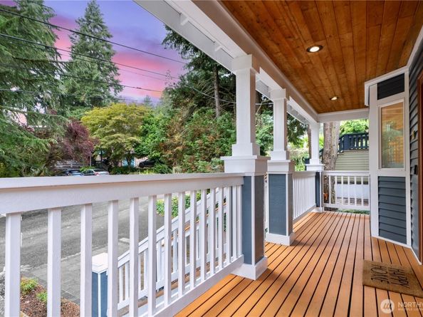 1528 NE 97th St, Seattle WA 98115
