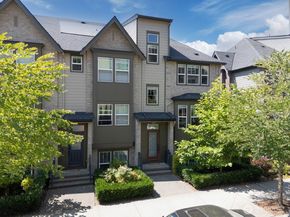 1021 10th Avenue NE, Issaquah WA 98029
