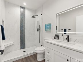 7211 126th Avenue NE, Kirkland WA 98033