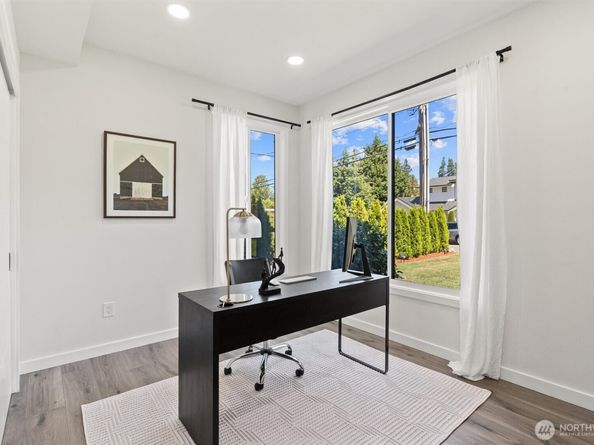 7211 126th Avenue NE, Kirkland WA 98033