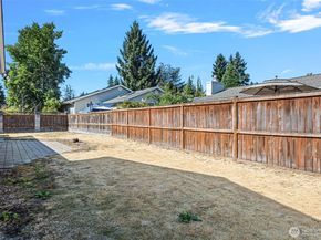 10346 NE 141st Street, Kirkland WA 98034