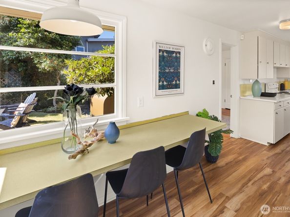 2920 11th Avenue W, Seattle WA 98119