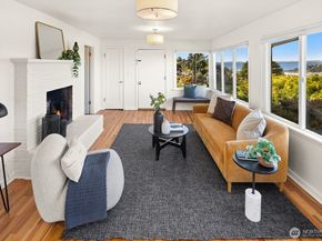 2920 11th Avenue W, Seattle WA 98119
