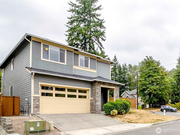 7728 NE 151st Lane, Kenmore WA 98028