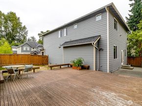 7728 NE 151st Lane, Kenmore WA 98028