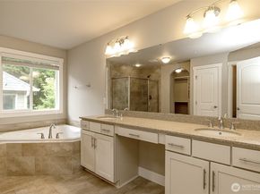 7728 NE 151st Lane, Kenmore WA 98028