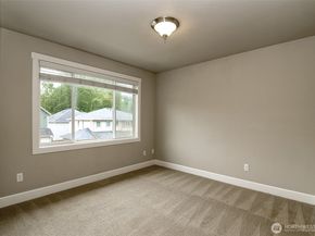 7728 NE 151st Lane, Kenmore WA 98028