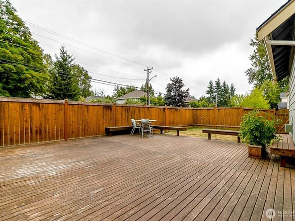 7728 NE 151st Lane, Kenmore WA 98028