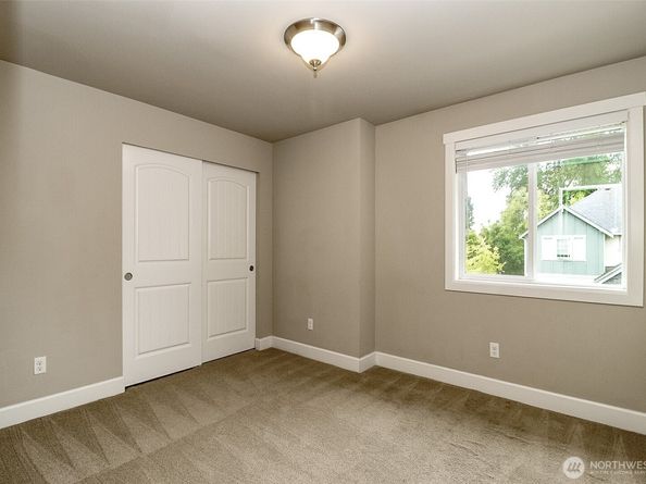 7728 NE 151st Lane, Kenmore WA 98028
