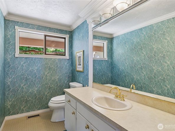 18306 Ridgefield Road NW, Shoreline WA 98177