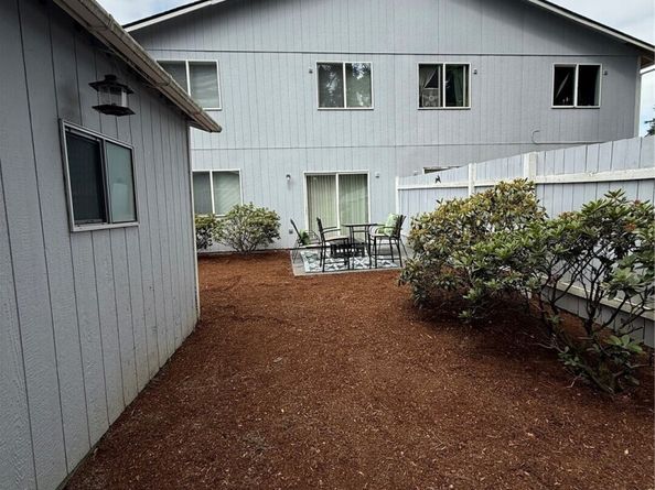 3615 Auburn Way S B, Auburn WA 98092