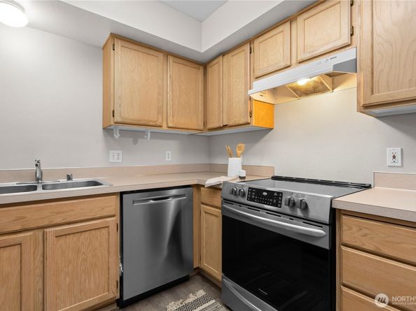 3615 Auburn Way S B, Auburn WA 98092