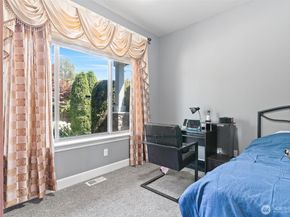 6743 SE 2nd St., Renton WA 98059