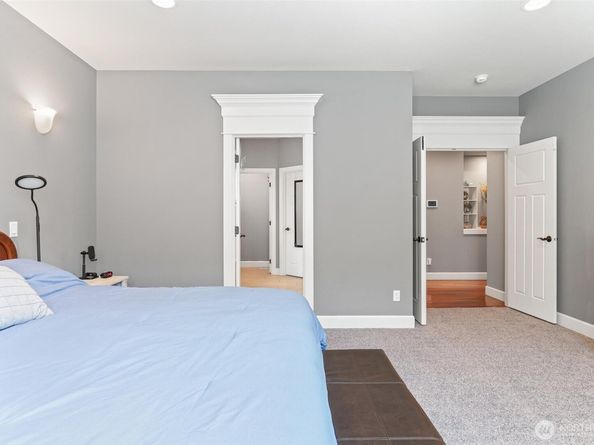6743 SE 2nd St., Renton WA 98059