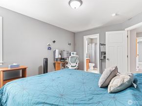 6743 SE 2nd St., Renton WA 98059
