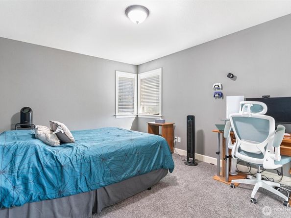 6743 SE 2nd St., Renton WA 98059