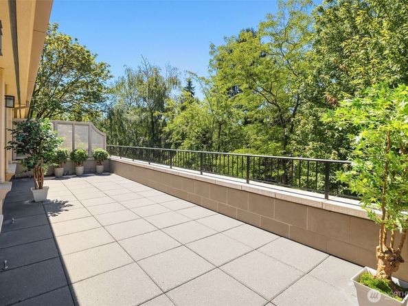 1168 Harvard Avenue E P7, Seattle WA 98102