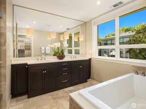 1168 Harvard Avenue E P7, Seattle WA 98102
