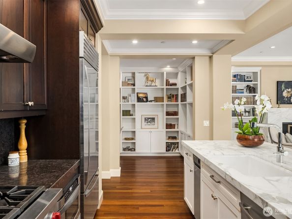1168 Harvard Avenue E P7, Seattle WA 98102
