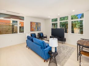 314 NE 59th Street, Seattle WA 98105