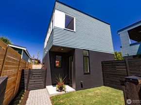 314 NE 59th Street, Seattle WA 98105