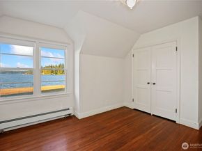 3026 Marine Drive, Bremerton WA 98312