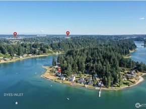 3026 Marine Drive, Bremerton WA 98312