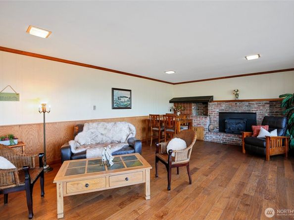 3026 Marine Drive, Bremerton WA 98312