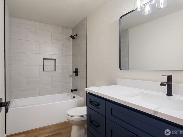 7611 NE Beachwood Avenue, Poulsbo WA 98370