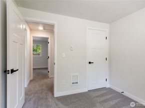 7611 NE Beachwood Avenue, Poulsbo WA 98370