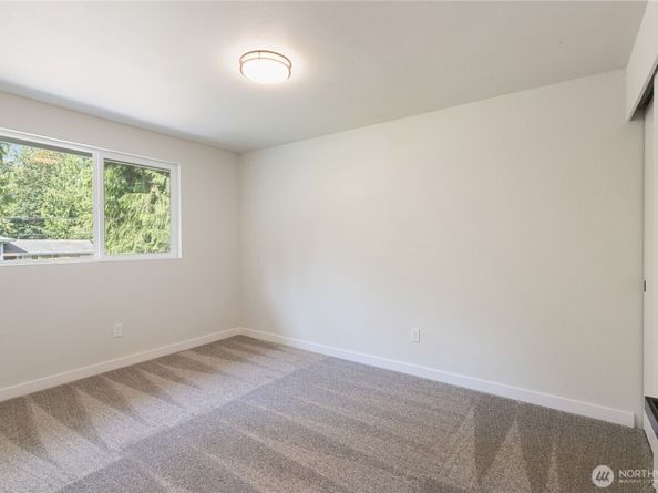 7611 NE Beachwood Avenue, Poulsbo WA 98370