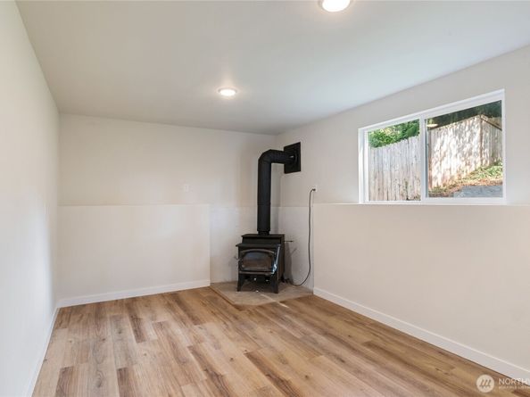 7611 NE Beachwood Avenue, Poulsbo WA 98370