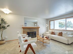 14200 105th Avenue NE, Kirkland WA 98034