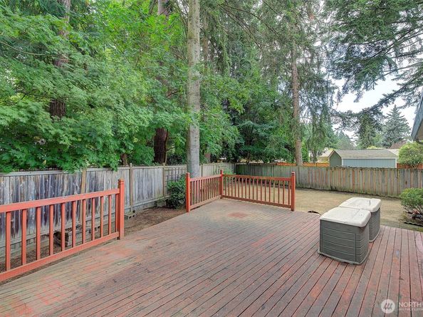 14200 105th Avenue NE, Kirkland WA 98034