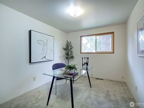 14200 105th Avenue NE, Kirkland WA 98034
