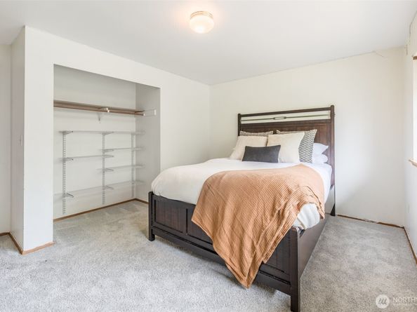 3709 S 284th Place, Auburn WA 98001