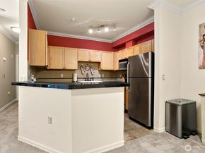 801 Rainier Avenue N F331, Renton WA 98057