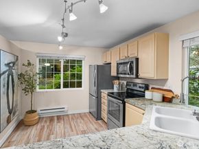 13105 102nd Lane NE 1, Kirkland WA 98034