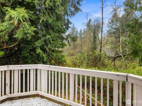 13105 102nd Lane NE 1, Kirkland WA 98034