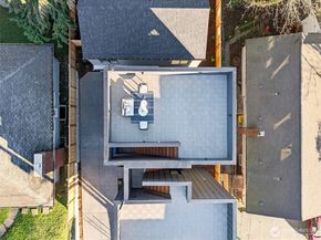 5514 25th Avenue NE B, Seattle WA 98105